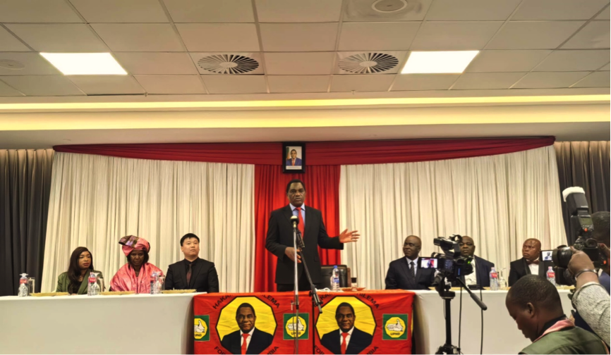 yy易游资源总裁助理王治伟受邀 出席赞比亚总统晚宴