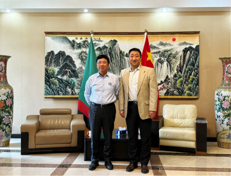 yy易游资源董事长王平卫拜会中国驻赞比亚大使韩镜